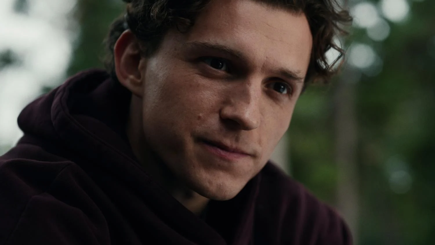Spider-Man : La star du tout nouveau jour, Tom Holland, taquine l'avenir "brillant" du MCU et prévoit de "nouveaux personnages passionnants"